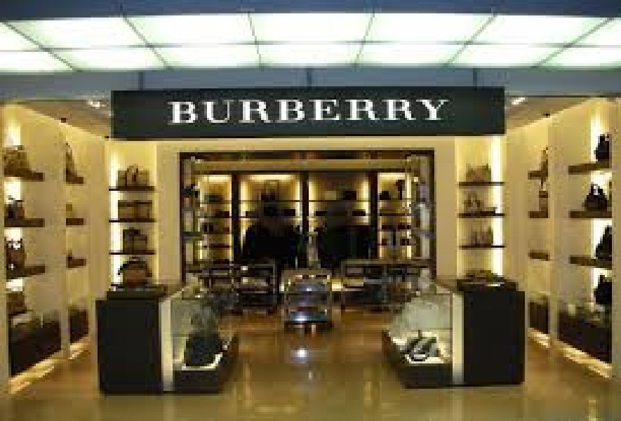 Burberry negozio a roma hotsell